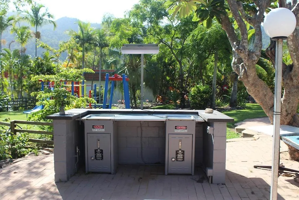 Magnetic Island Resort, Sleeps 3, Free Wifi Nelly Bay